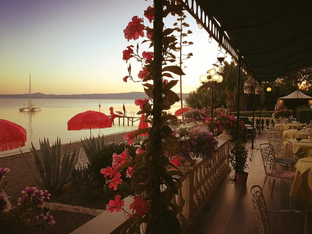 Hotel Lido - Beach&Palace Bolsena Exterior foto